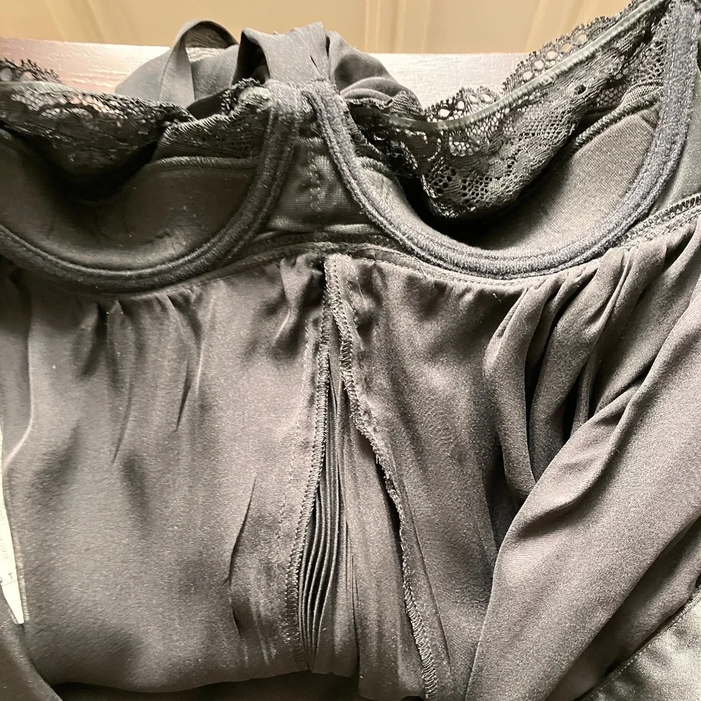 NWT D&G SILKY BOW TOP - Picture 10 of 14